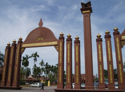 The Sultan Ismail Petra Arch in Kota Bharu, Malaysia.